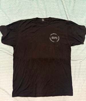 Paramore Hold On To Hope Band Graphic T-Shirt Black Large